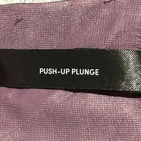 Torrid Lace Underwire Bra in Mauve - Picture 4 of 10